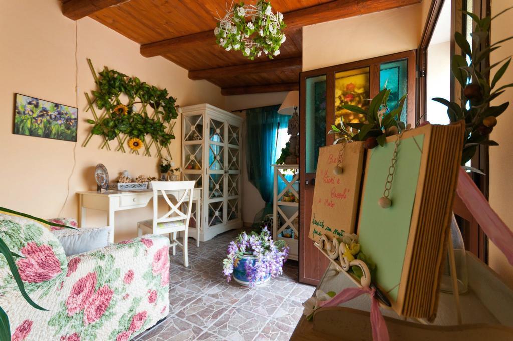 Fiori E Coccole Acomodação com café da manhã Noto Exterior foto